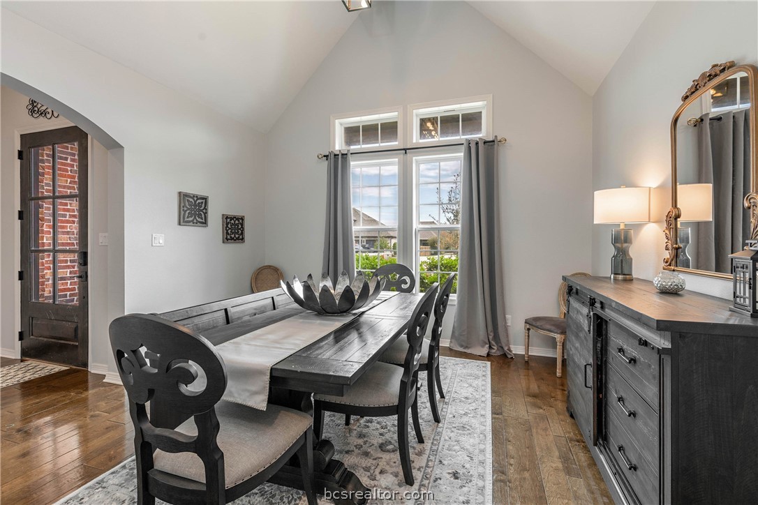 1205 Quarry Oaks Drive , College Station, TX, 77845-1003 | 24004980 | Realty Texas LLC