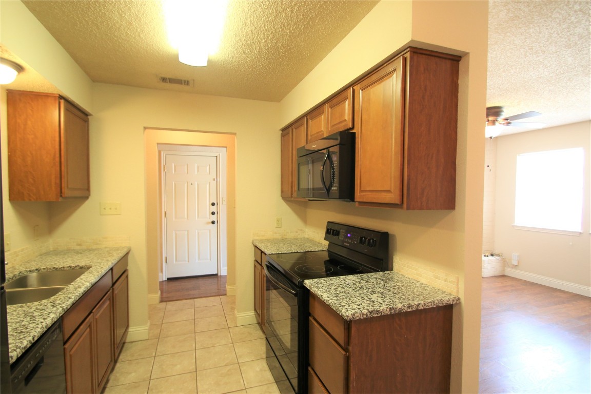 7204 NE Loop 820 , North Richland Hills, TX, 76180 | 20589297 | Realty Texas LLC