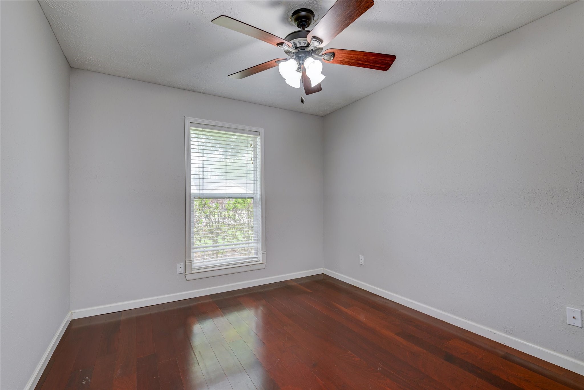 5612 Freshmeadow Street , League City, TX, 77573 | 3561641 | Realty Texas LLC