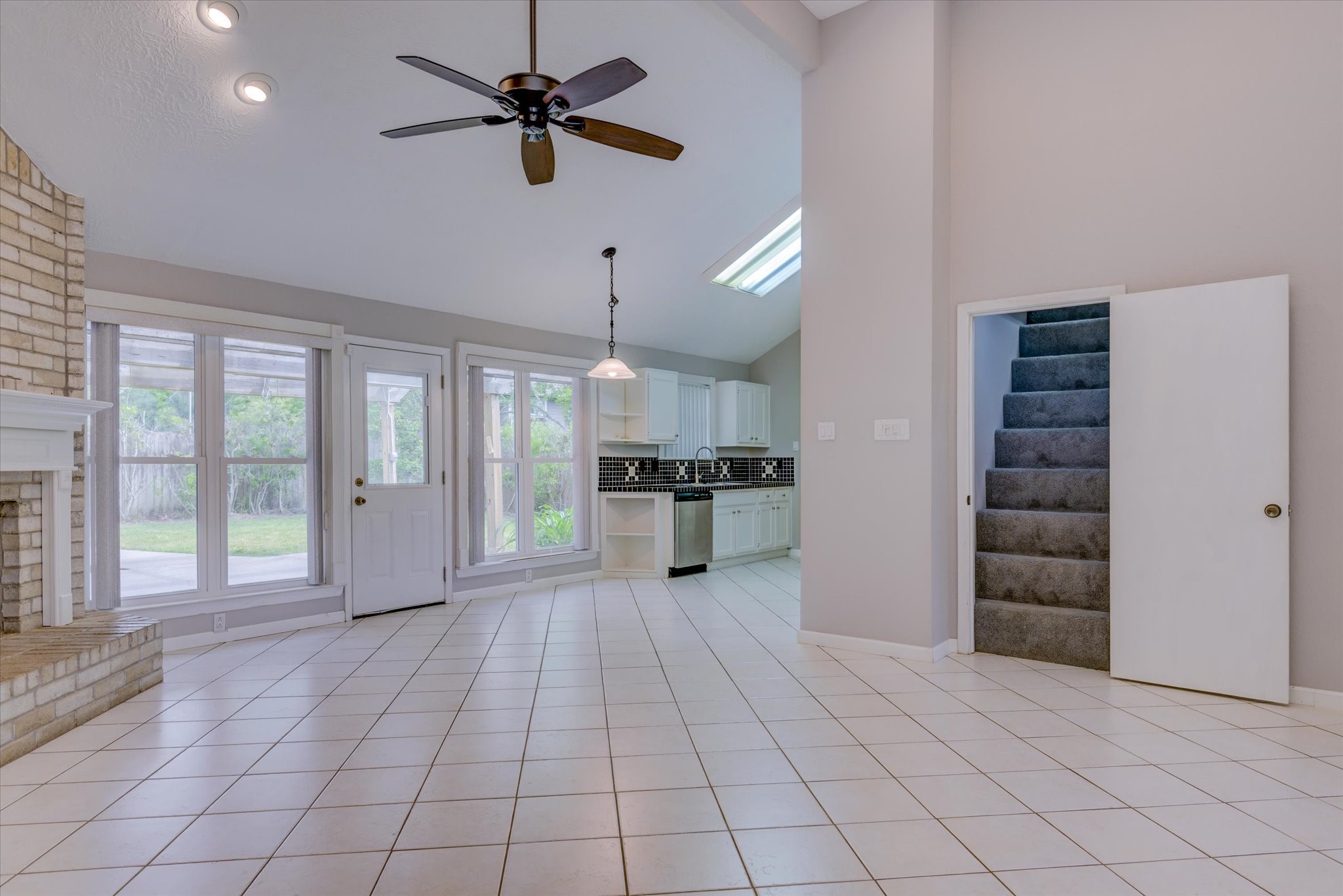 5612 Freshmeadow Street , League City, TX, 77573 | 3561641 | Realty Texas LLC