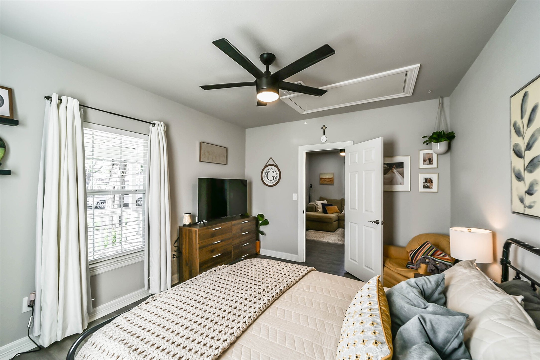 502 E Watt Street , El Campo, TX, 77437 | 73502369 | Realty Texas LLC