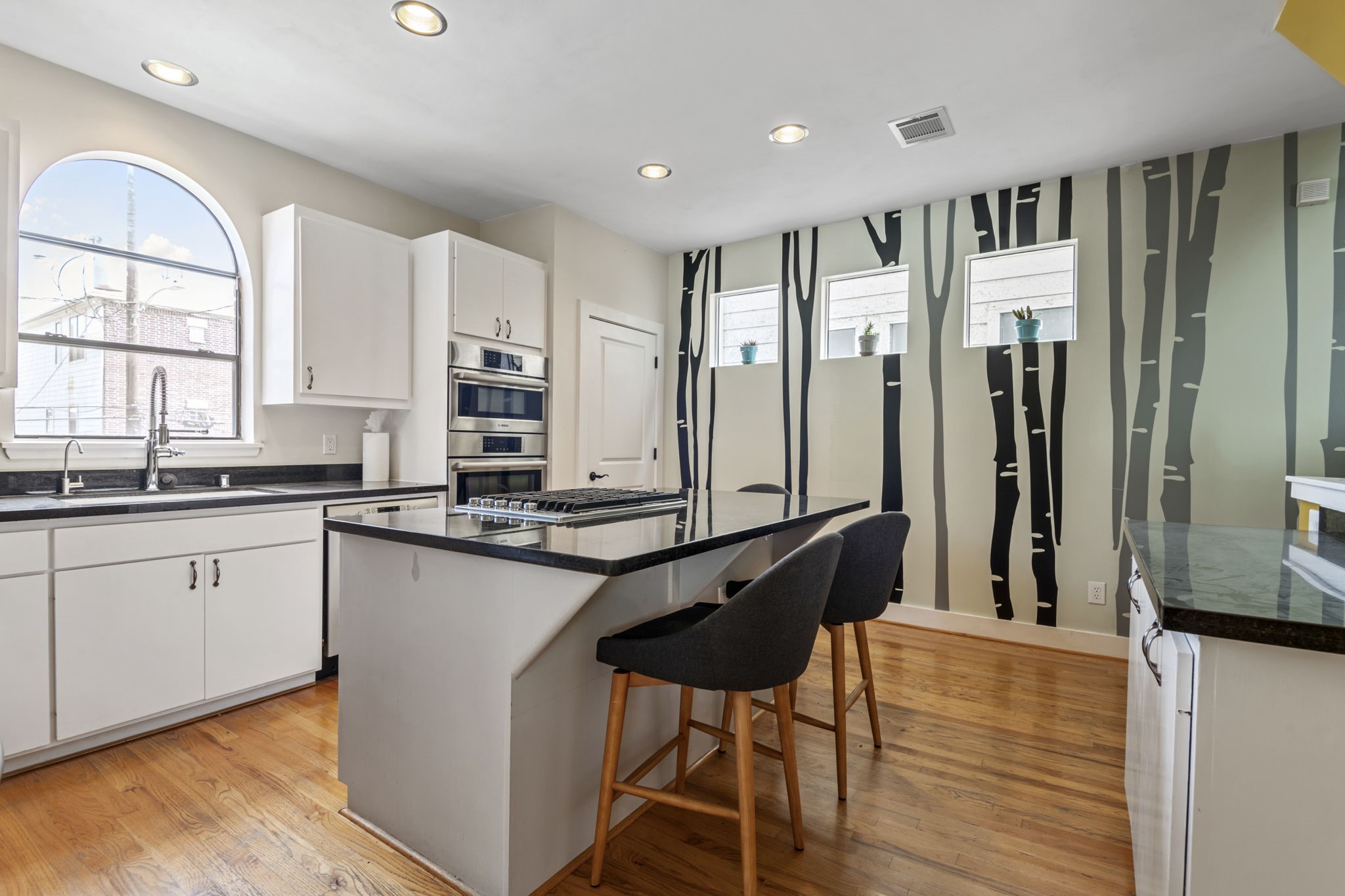 5207 Cornish Street , Houston, TX, 77007 | 93589860 | Realty Texas LLC