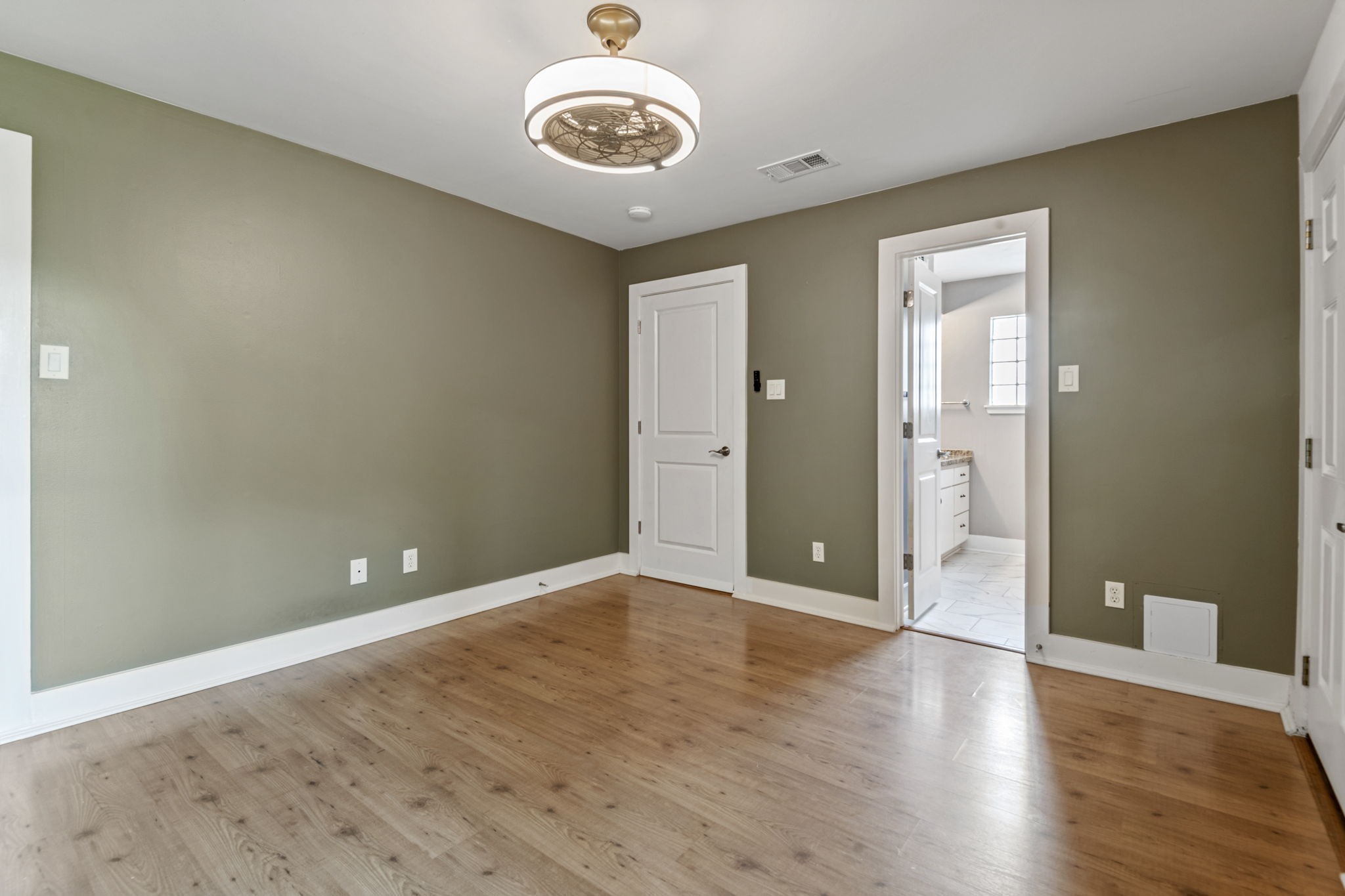 5207 Cornish Street , Houston, TX, 77007 | 93589860 | Realty Texas LLC