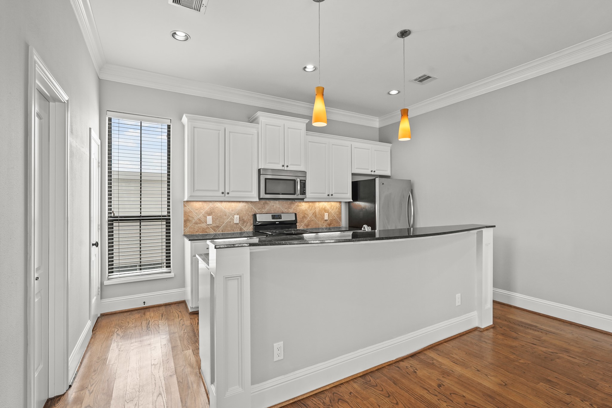 3101 Fairdale Oaks E , Houston, TX, 77057 | 72302725 | Realty Texas LLC