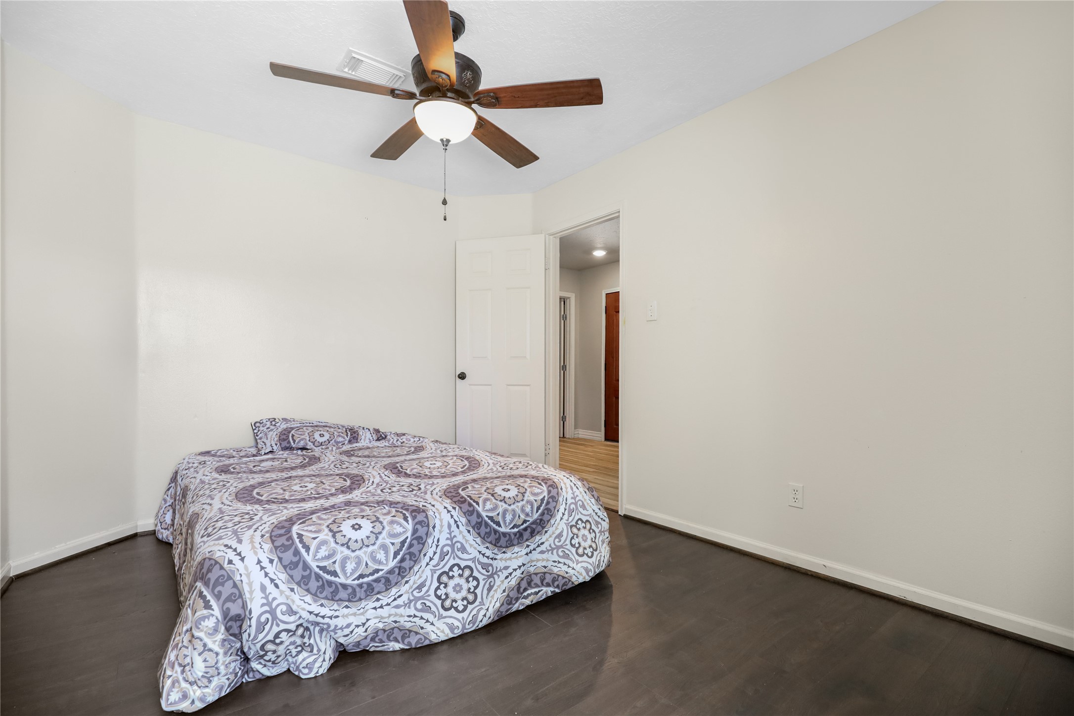 16918 Blue Mist Circle , Sugar Land, TX, 77498 | 81577488 | Realty Texas LLC