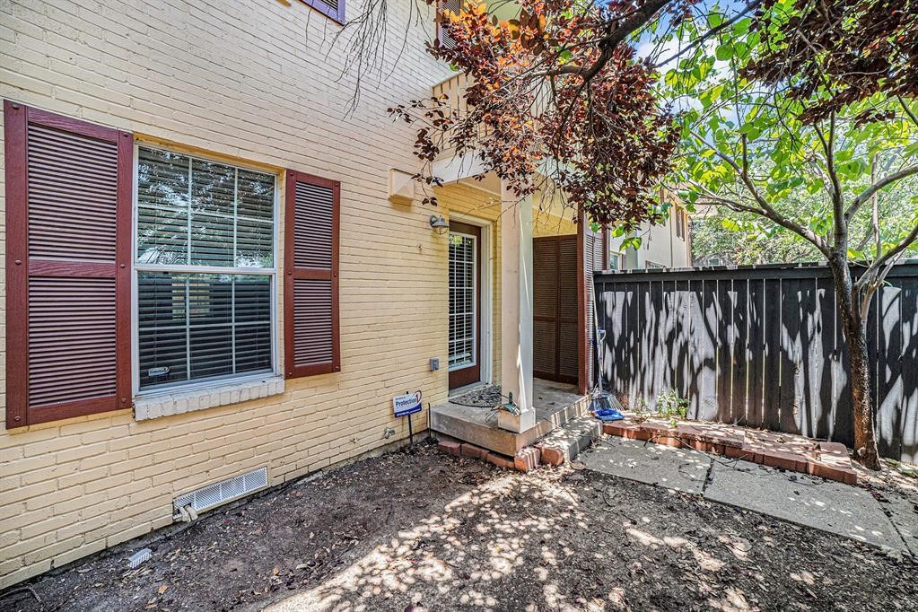 4702 Bradford Drive B , Dallas, TX, 75219 | 20606210 | Realty Texas LLC