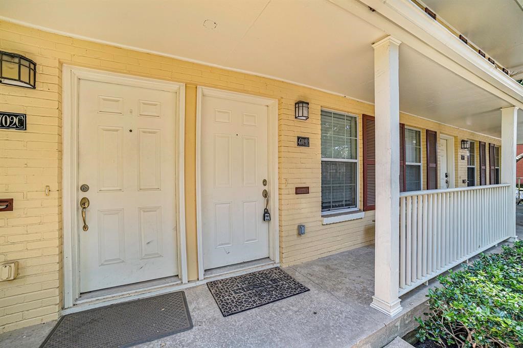 4702 Bradford Drive B , Dallas, TX, 75219 | 20606210 | Realty Texas LLC