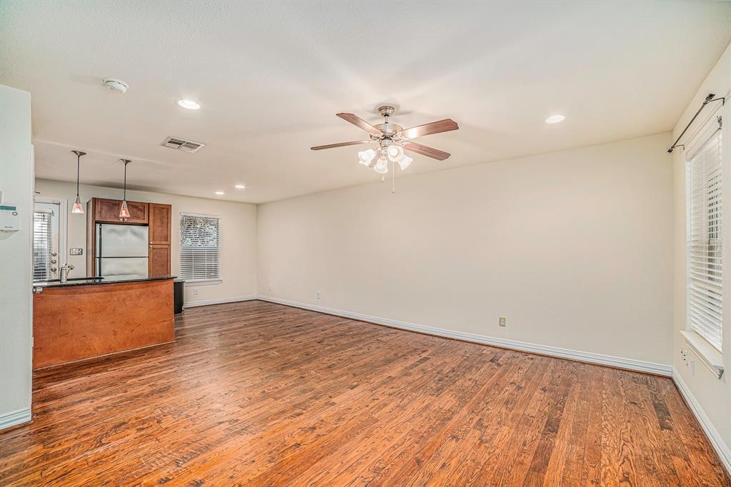 4702 Bradford Drive B , Dallas, TX, 75219 | 20606210 | Realty Texas LLC