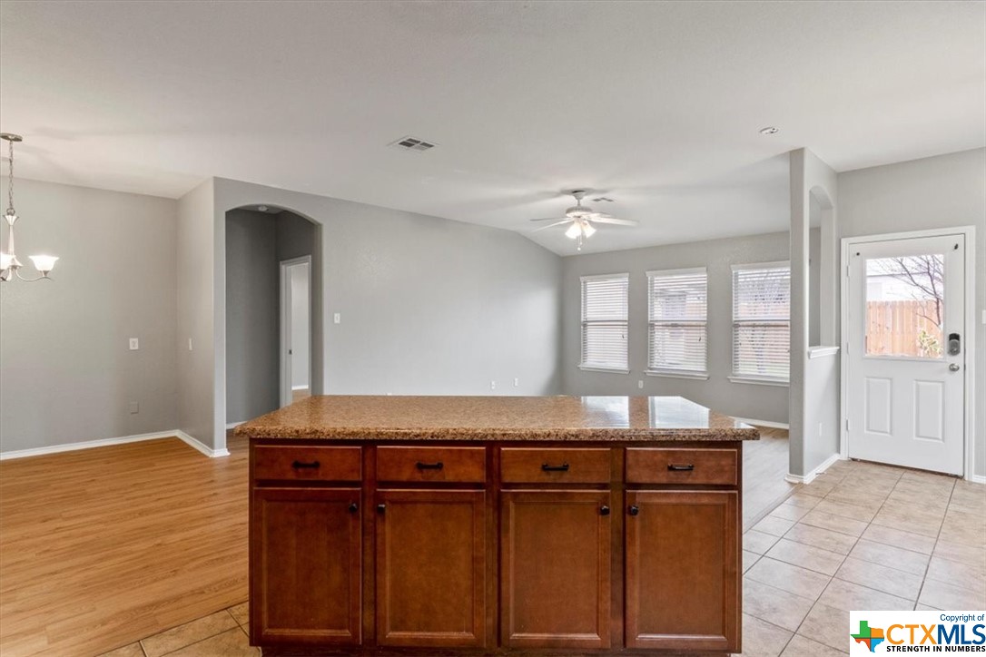 816 Starlight Drive , Temple, TX, 76502 | 541975 | Realty Texas LLC