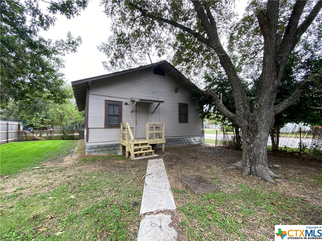405 S Washington Avenue , New Braunfels, TX, 78130 | 542879 | Realty Texas LLC