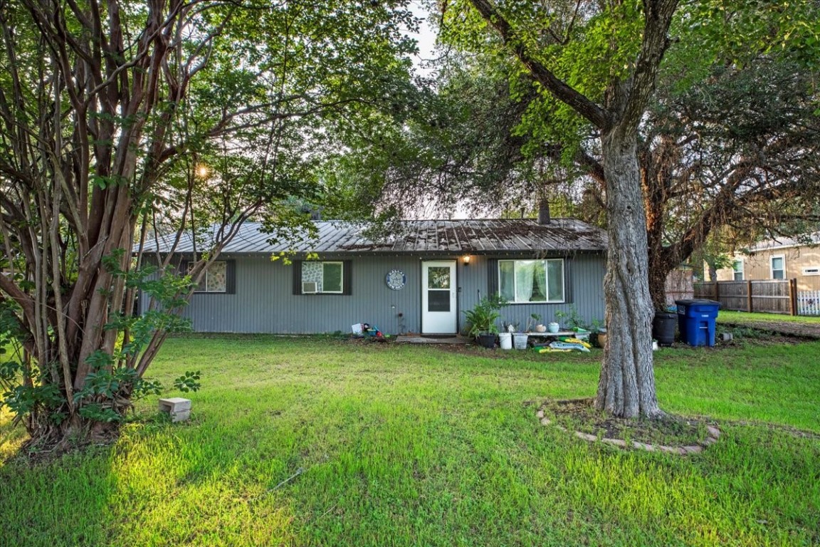 335 E Zipp Road , New Braunfels, TX, 78130 | 7956173 | Realty Texas LLC