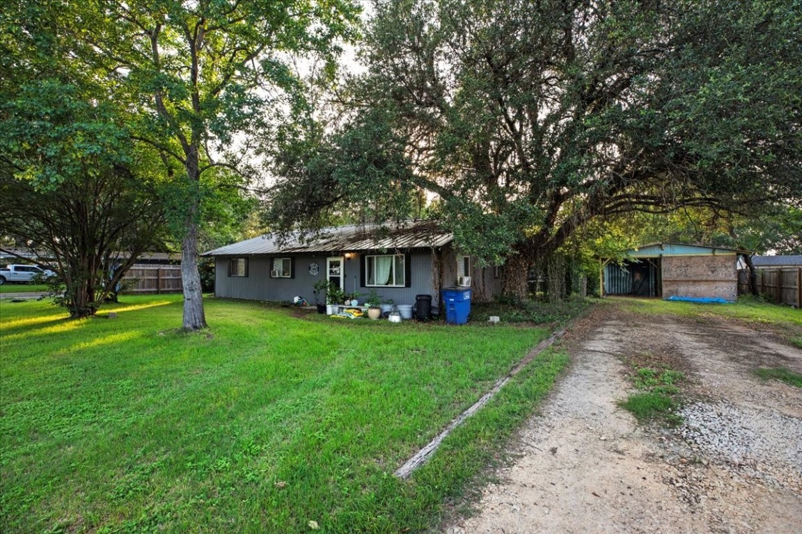 335 E Zipp Road , New Braunfels, TX, 78130 | 7956173 | Realty Texas LLC
