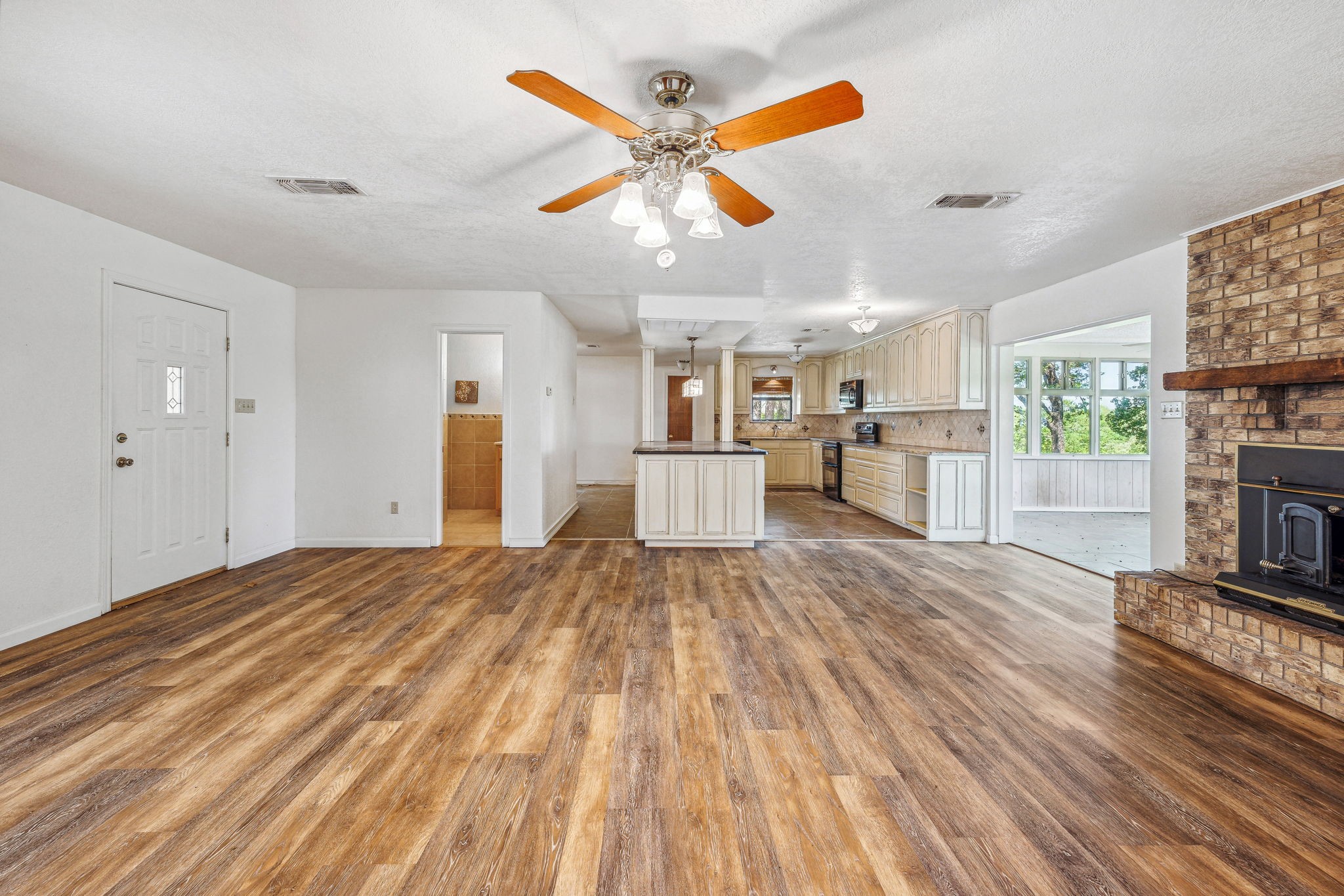 531 HCR 1450 , Covington, TX, 76636 | 20602755 | Realty Texas LLC