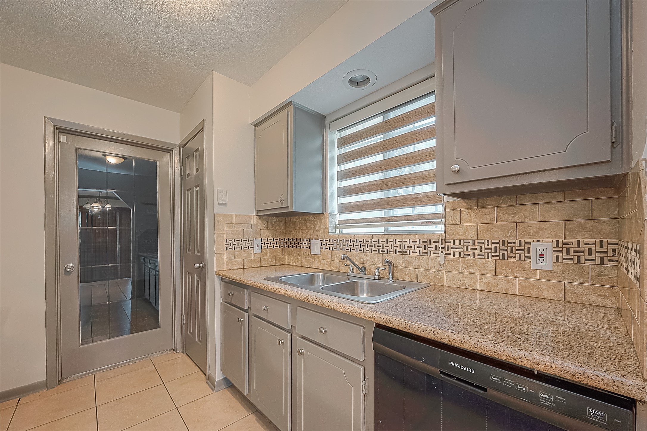 8910 Lazy River Lane , Houston, TX, 77088 | 60324036 | Realty Texas LLC
