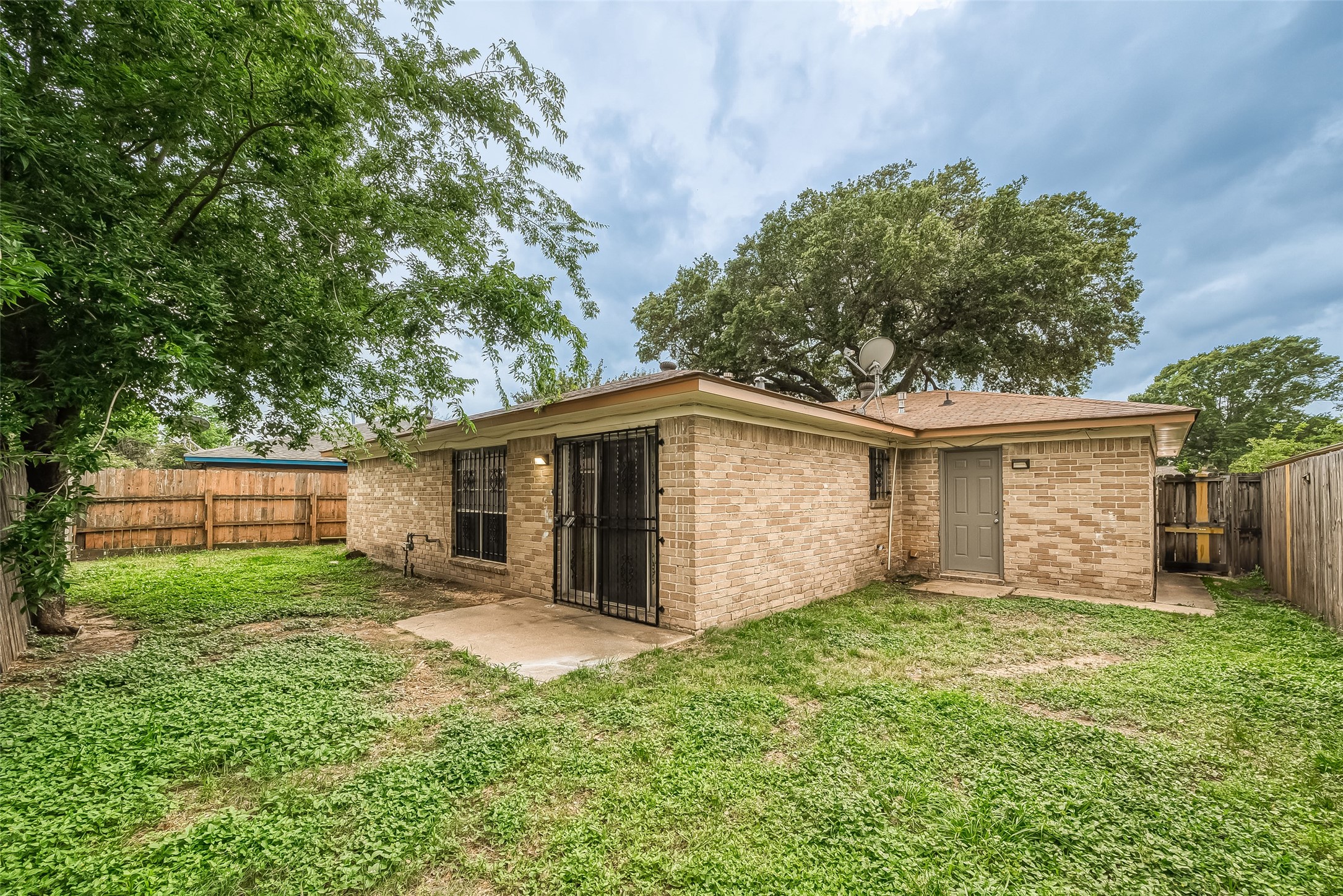 8910 Lazy River Lane , Houston, TX, 77088 | 60324036 | Realty Texas LLC
