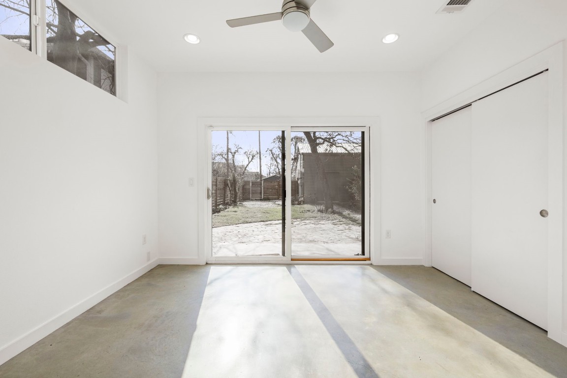 1805 E 14th Street A , Austin, TX, 78702 | 5463018 | Realty Texas LLC