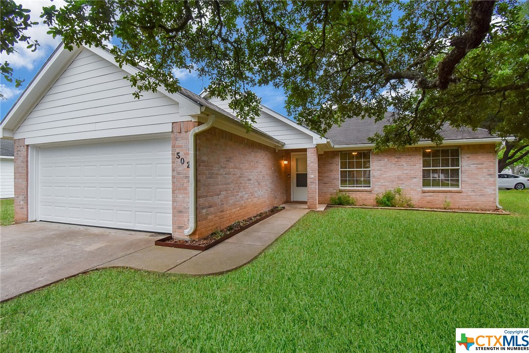 502 E West Street , El Campo, TX, 77437 | 543030 | Realty Texas LLC