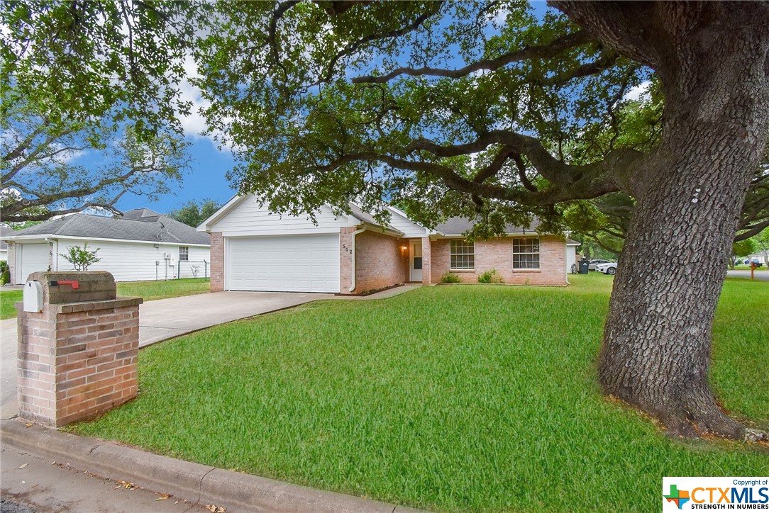 502 E West Street , El Campo, TX, 77437 | 543030 | Realty Texas LLC