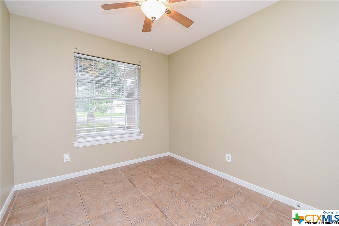 502 E West Street , El Campo, TX, 77437 | 543030 | Realty Texas LLC