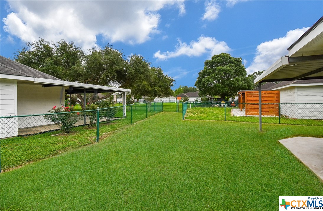 502 E West Street , El Campo, TX, 77437 | 543030 | Realty Texas LLC