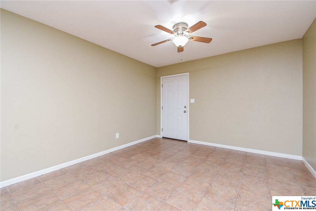 502 E West Street , El Campo, TX, 77437 | 543030 | Realty Texas LLC