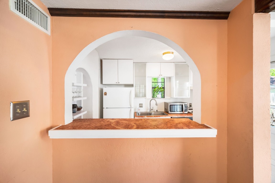 4812 Avenue G , Austin, TX, 78751 | 7362476 | Realty Texas LLC