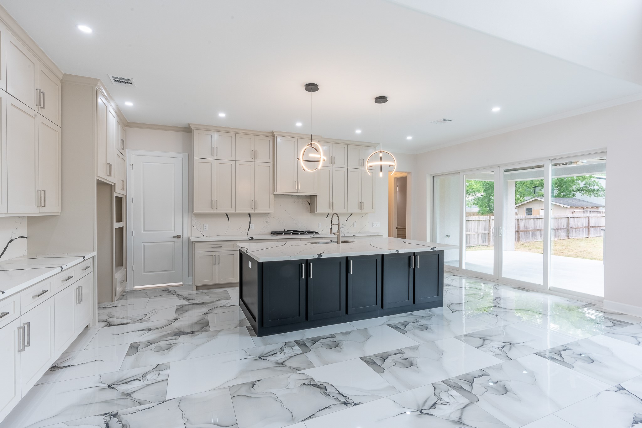 8102 Lanham Ln B , Houston, TX, 77075 | 47386358 | Realty Texas LLC