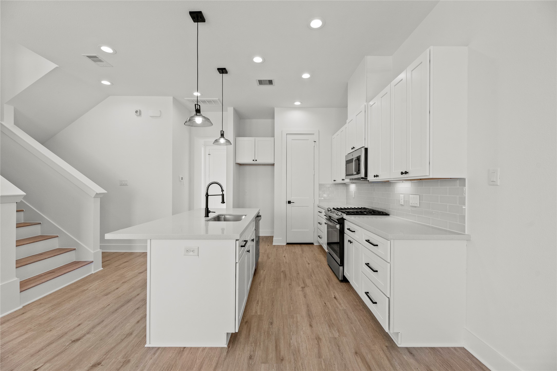 1606 Hays , Houston, TX, 77009 | 21804549 | Realty Texas LLC