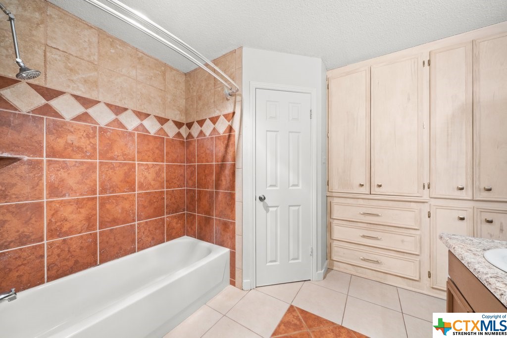 2001 Castle Bluff Drive , San Marcos, TX, 78666 | 543123 | Realty Texas LLC