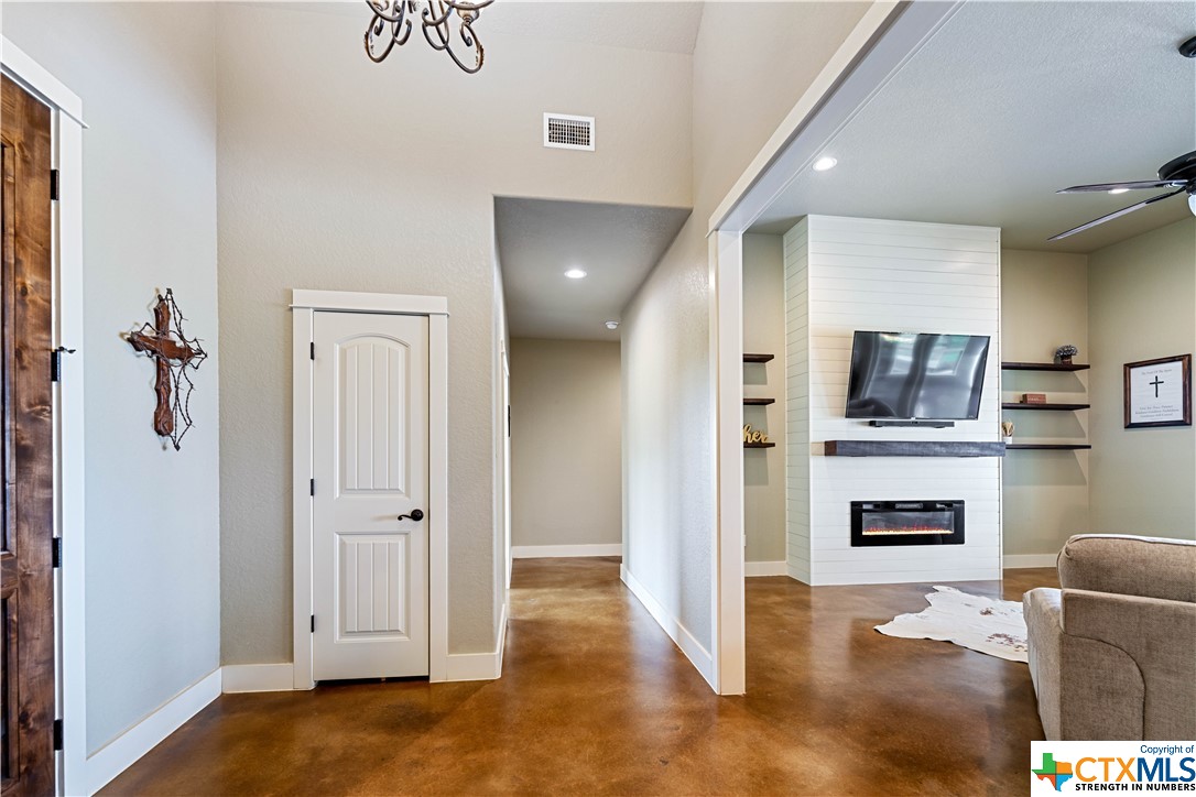 6303 Barbarossa Road , Seguin, TX, 78155 | 543136 | Realty Texas LLC