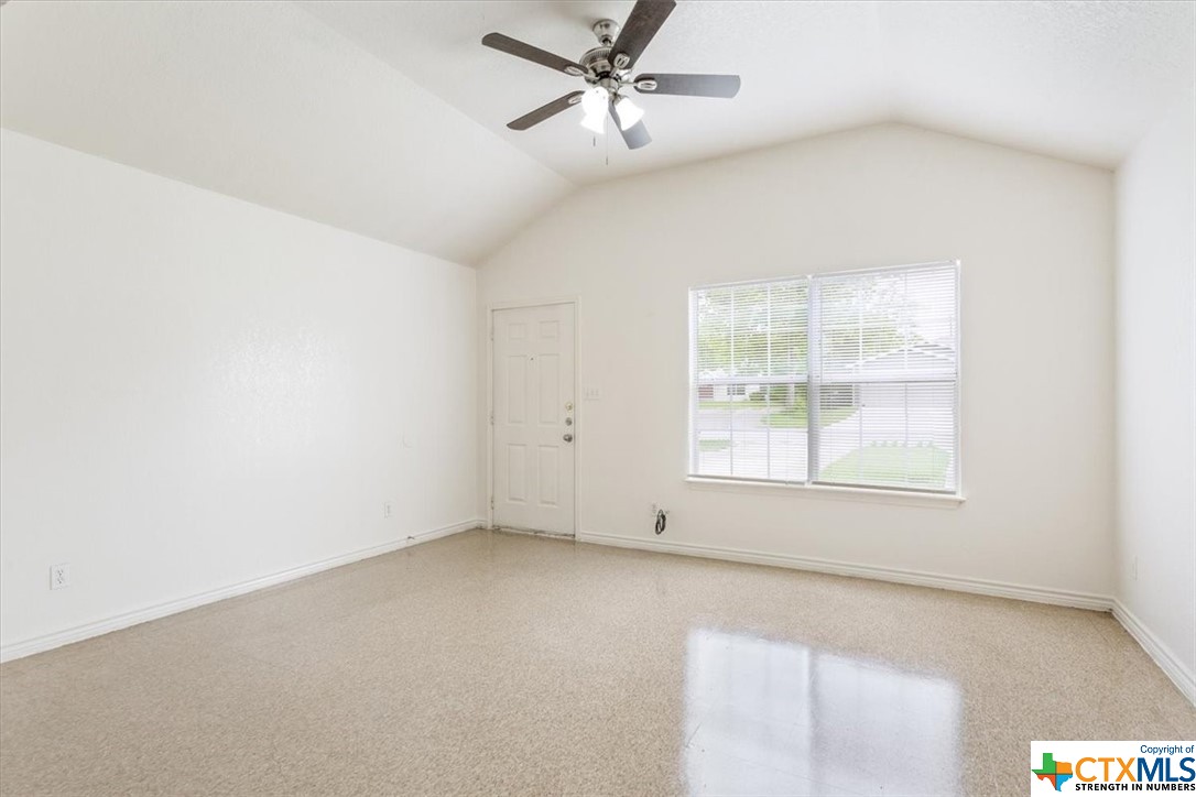 917 E Avenue D , Temple, TX, 76501 | 542856 | Realty Texas LLC