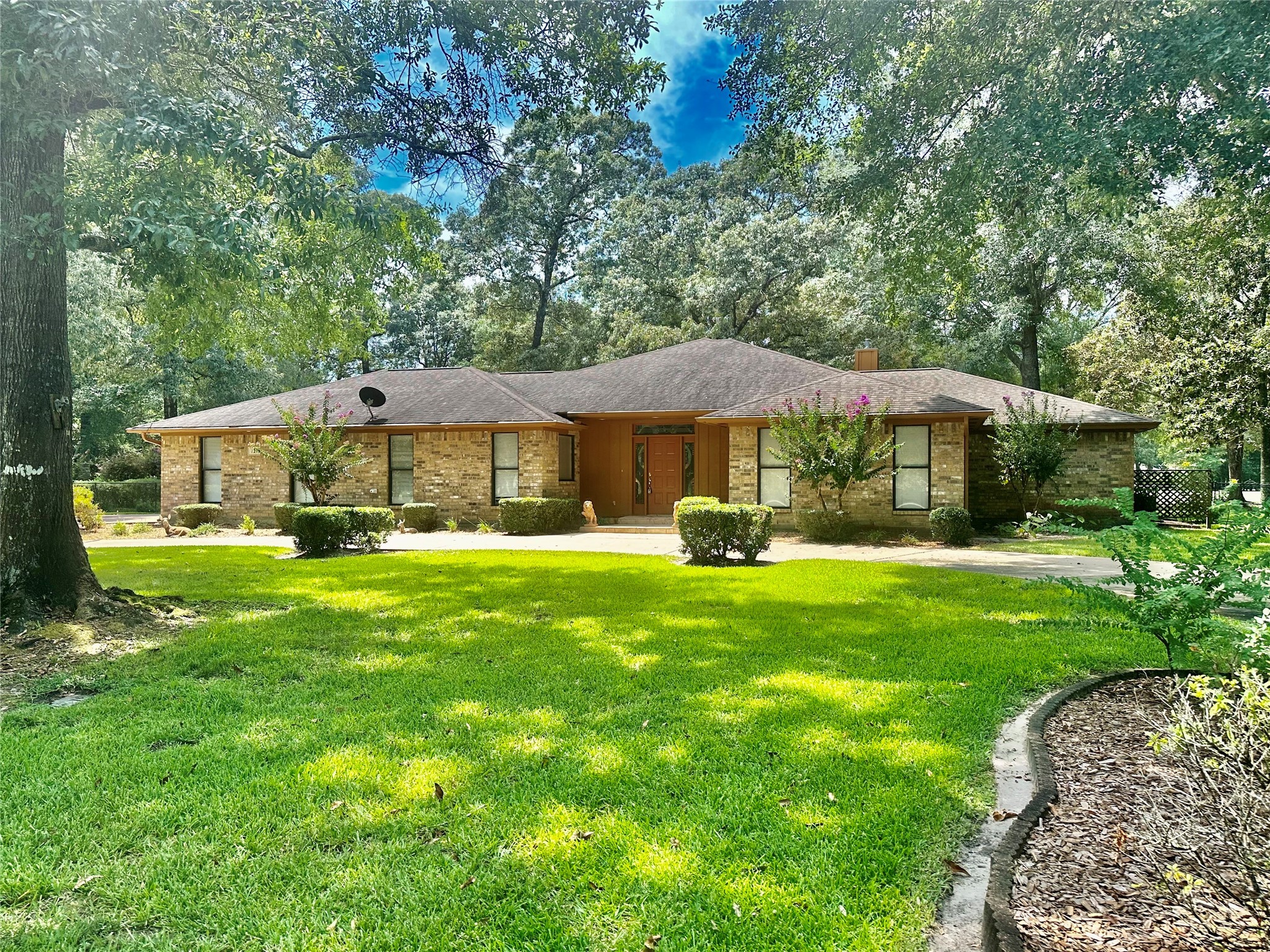 121 WHITE OAK , Village Mills, TX, 77663 | 75810700 | Realty Texas LLC