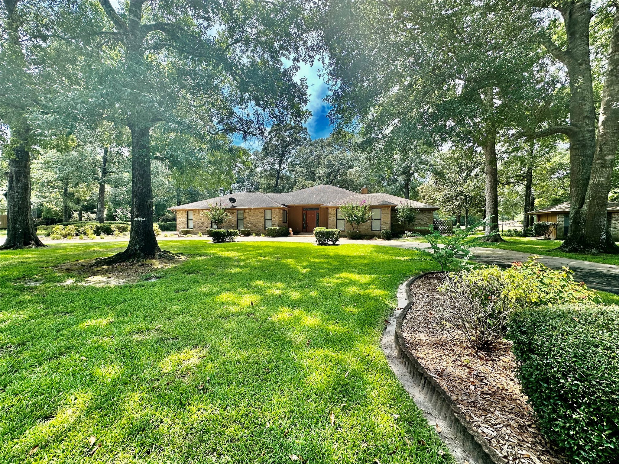 121 WHITE OAK , Village Mills, TX, 77663 | 75810700 | Realty Texas LLC