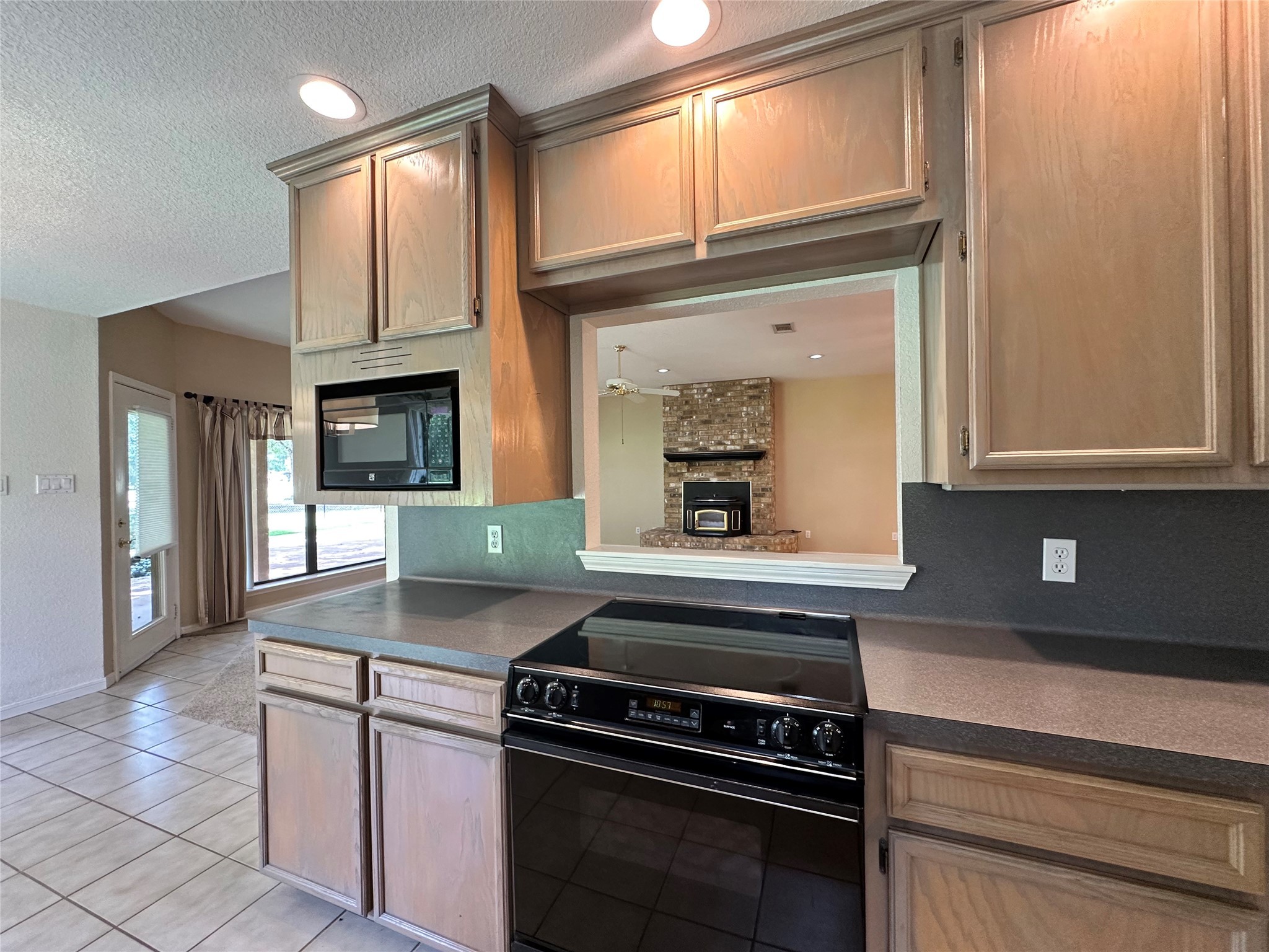 121 WHITE OAK , Village Mills, TX, 77663 | 75810700 | Realty Texas LLC