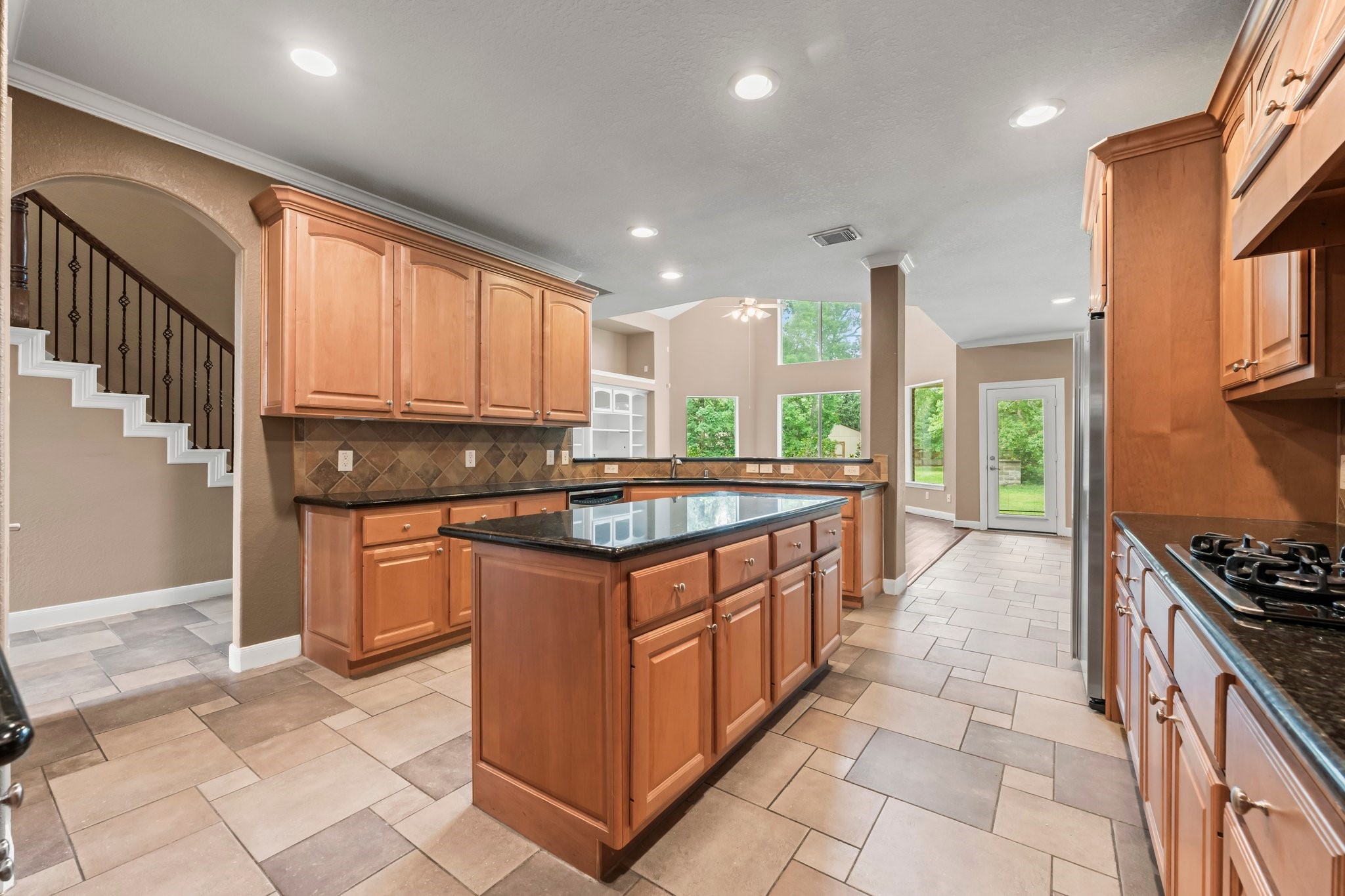 4 Pebblestone , Conroe, TX, 77304 | 33590374 | Realty Texas LLC