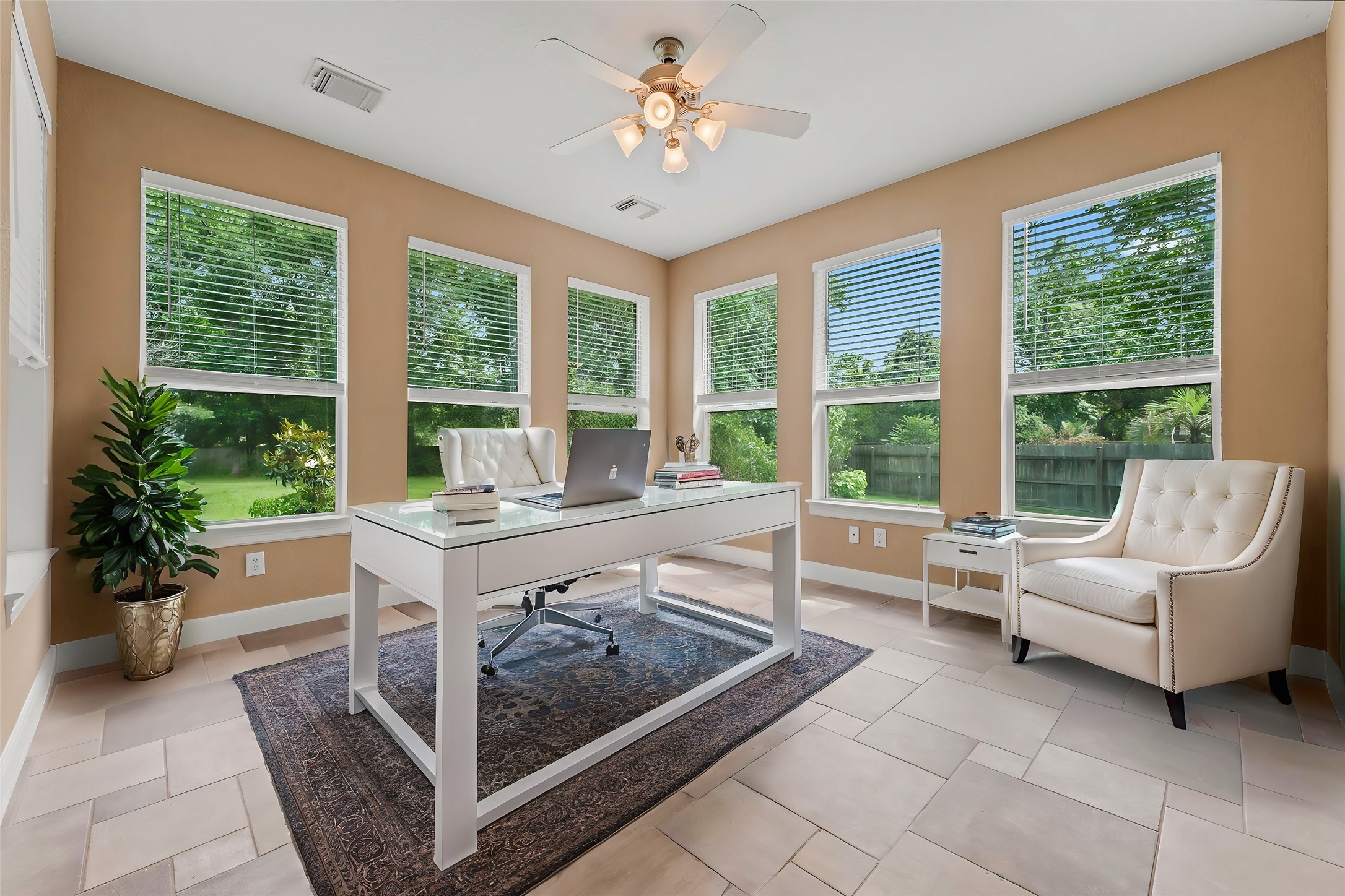 4 Pebblestone , Conroe, TX, 77304 | 33590374 | Realty Texas LLC