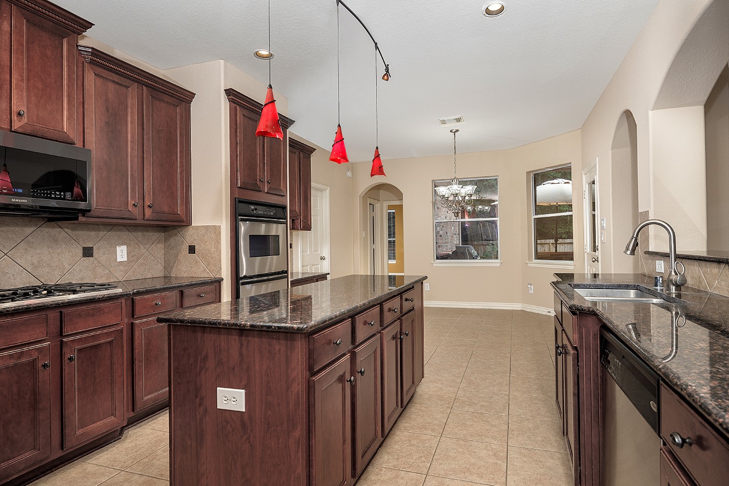 70 S Scribewood Circle , The Woodlands, TX, 77382 | 63172104 | Realty Texas LLC