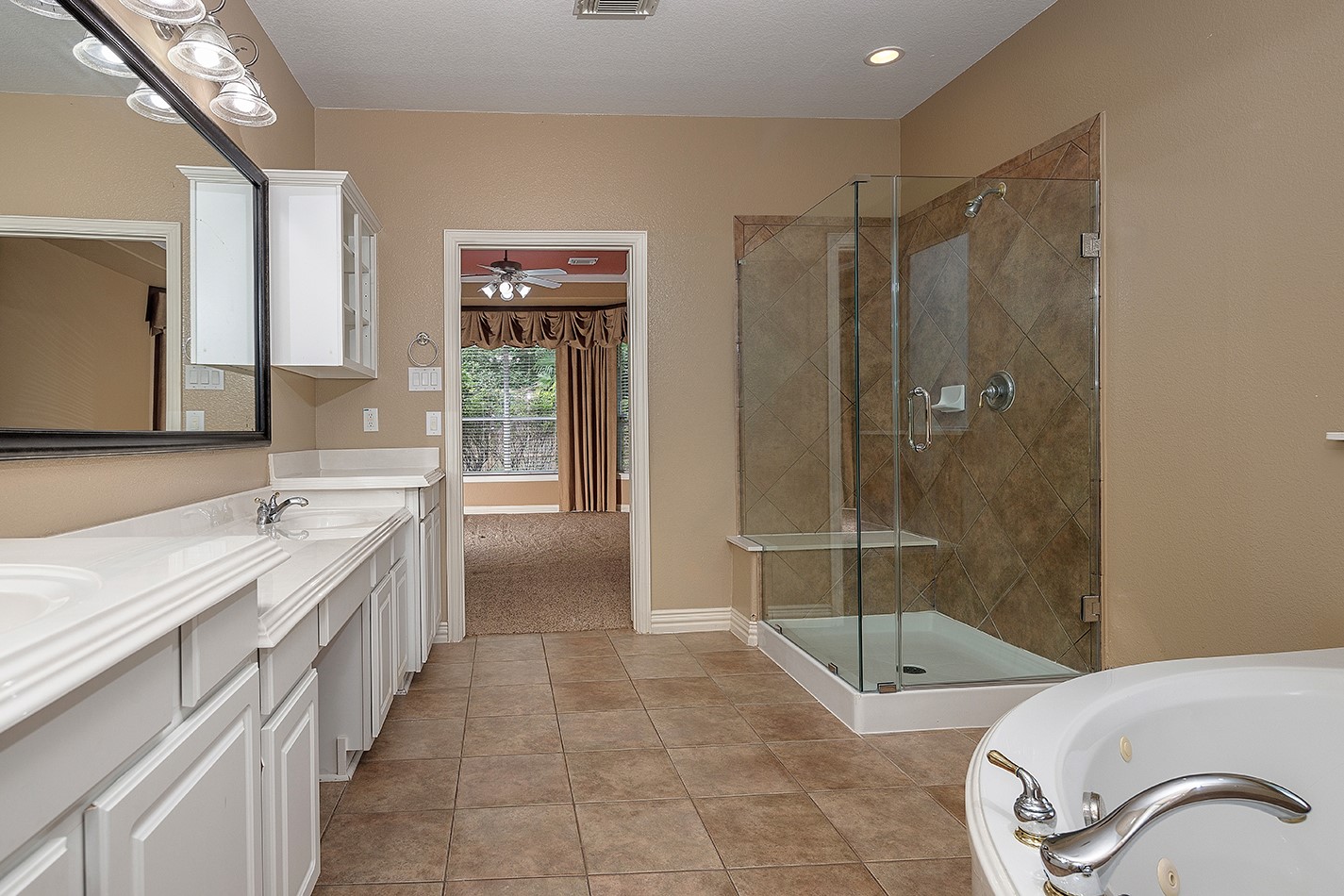 70 S Scribewood Circle , The Woodlands, TX, 77382 | 63172104 | Realty Texas LLC