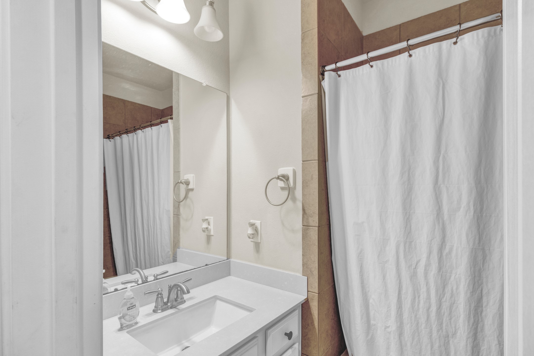 3614 Lister Drive , Iowa Colony, TX, 77583 | 66508696 | Realty Texas LLC