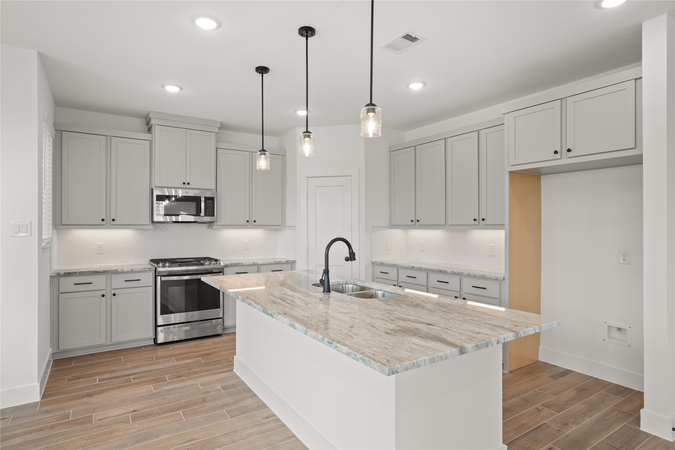 7735 Swooping Swallow Lane , Katy, TX, 77493 | 75369026 | Realty Texas LLC