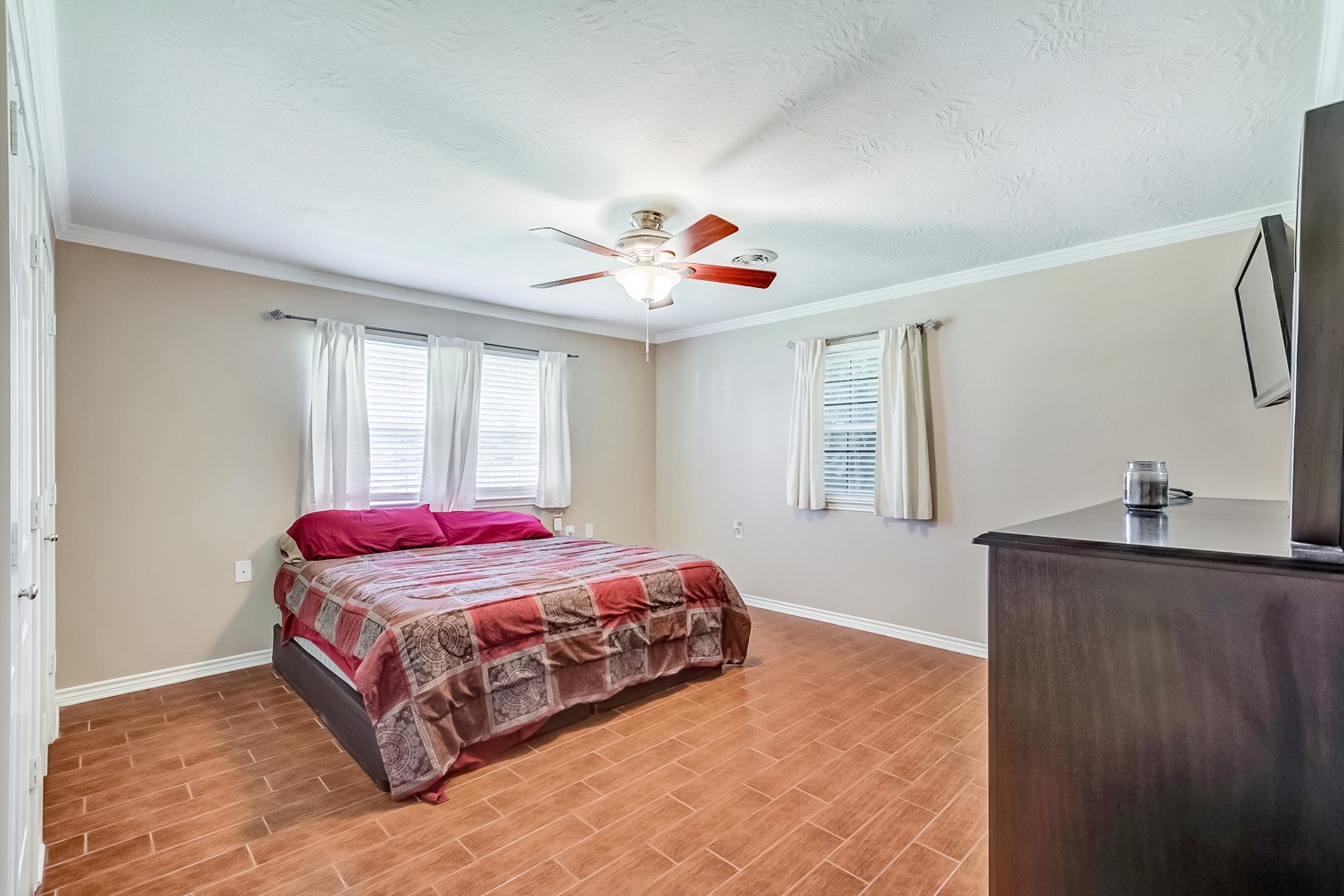 401 Bradford Street , Bridge City, TX, 77611 | 53944399 | Realty Texas LLC