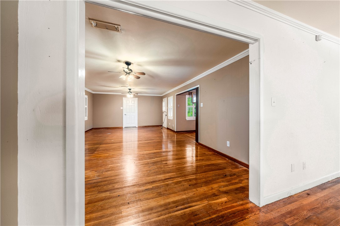 2300 Starr Drive , Waco, TX, 76710 | 222851 | Realty Texas LLC