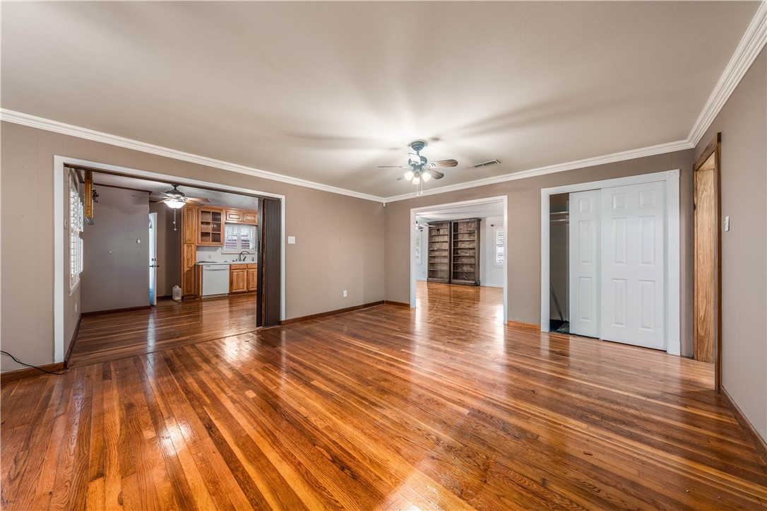 2300 Starr Drive , Waco, TX, 76710 | 222851 | Realty Texas LLC