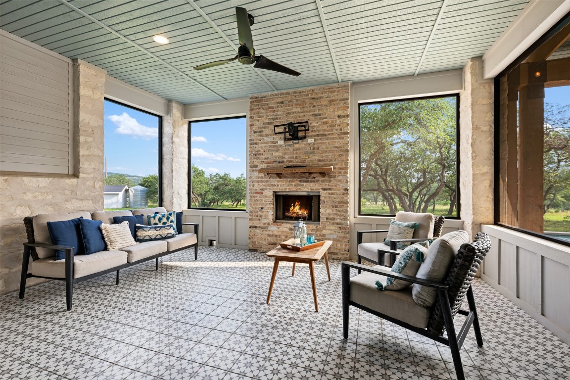 2611 Improver Road , Spicewood, TX, 78669 | 1935858 | Realty Texas LLC