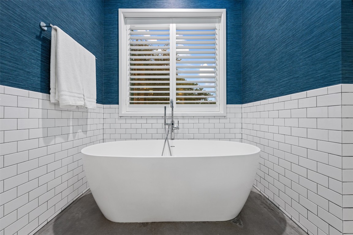 2611 Improver Road , Spicewood, TX, 78669 | 1935858 | Realty Texas LLC