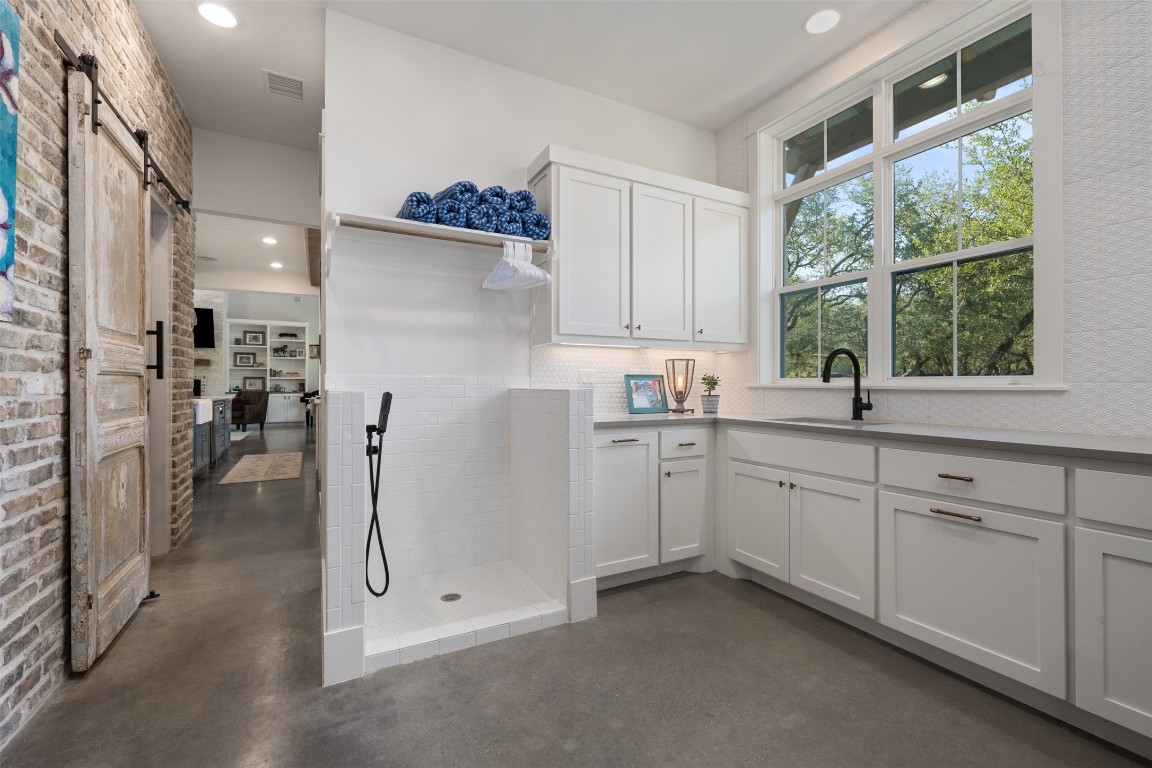 2611 Improver Road , Spicewood, TX, 78669 | 1935858 | Realty Texas LLC