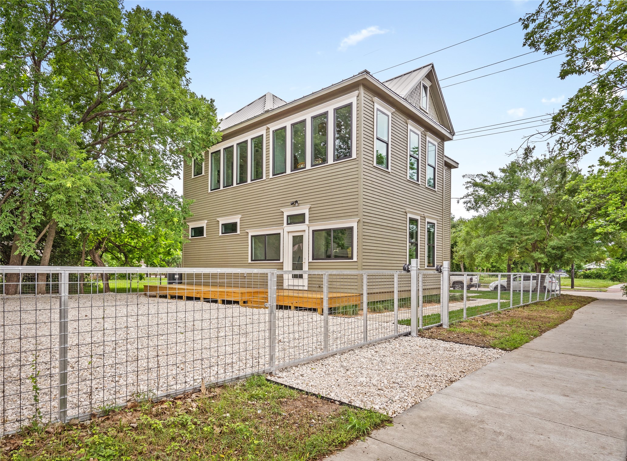 320 York Street , Houston, TX, 77003 | 94393488 | Realty Texas LLC