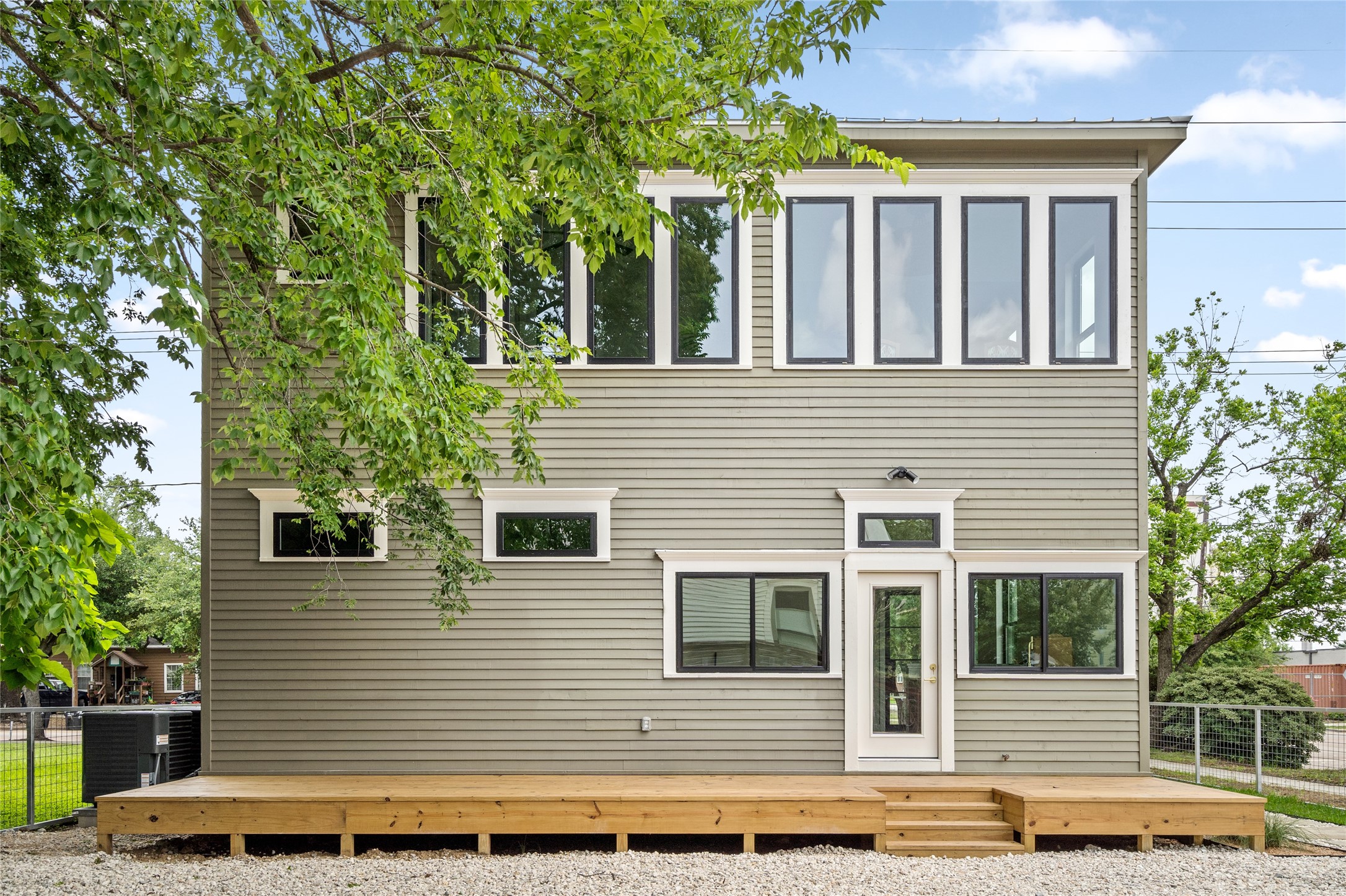 320 York Street , Houston, TX, 77003 | 94393488 | Realty Texas LLC