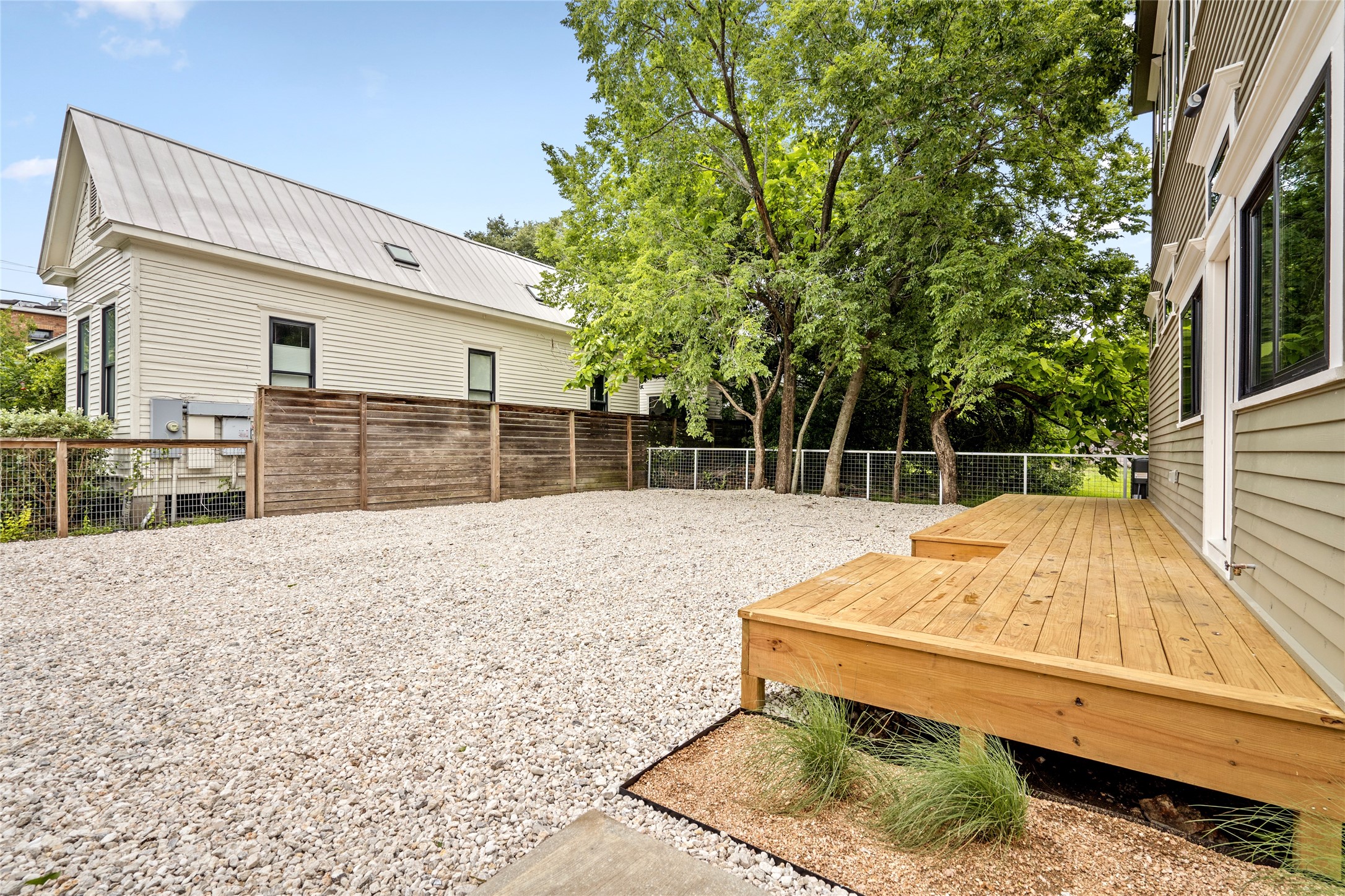 320 York Street , Houston, TX, 77003 | 94393488 | Realty Texas LLC