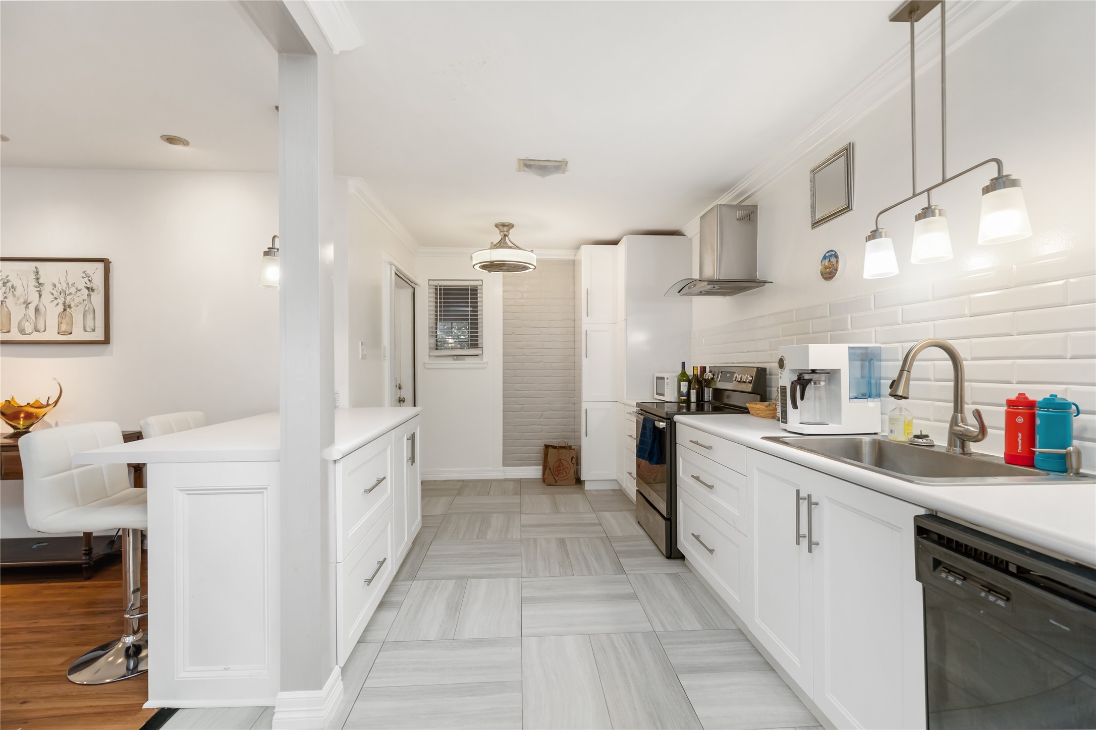 2824 Briarhurst Drive 14 , Houston, TX, 77057 | 52754773 | Realty Texas LLC